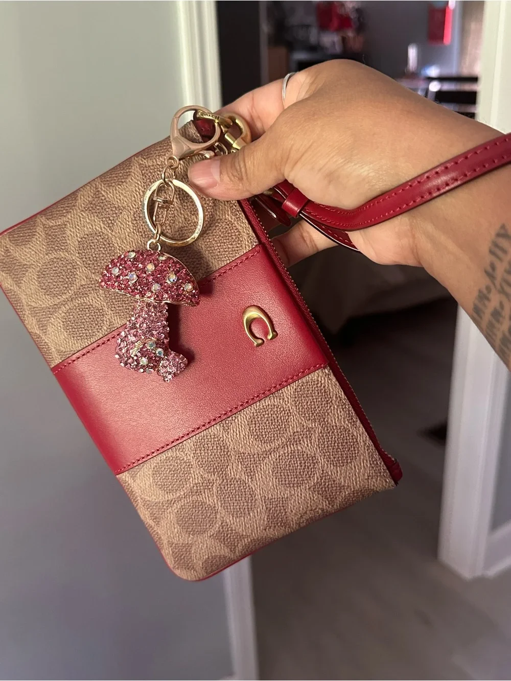 Coach Essential Wristlet Wallet